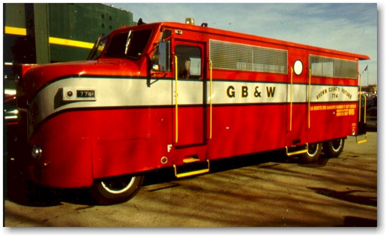 gbwbus.jpg (83616 bytes)